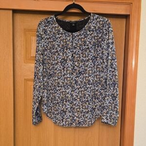Banana Republic Floral Button-Detail Long Sleeve Blouse